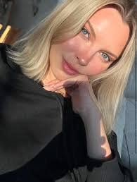 Where to find a small studio apartment in Hyde Park for rent?