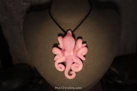 The Yelloshi Magic Kraken Collectible Wearable Boro Glass Octopus Necklace 