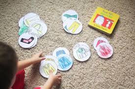 Teaching your preschool class about colors can be a fun and creative process. Fun Color Activities Make Learning Colors For Toddlers Unbelievably Easy