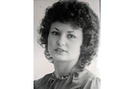 Robin Radcliff's Instagram, Twitter & Facebook