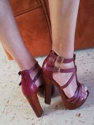 Solo 1 vez son costosos y finos. Sandalias Carolina Cruz Renueva Tu Closet