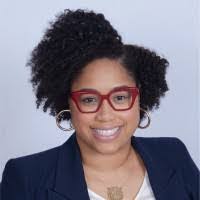 Missy Hunt's Instagram, Twitter & Facebook