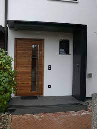 vordach in l form hausturuberdachung mit seitenteil ingolstadt uberdachung hauseingang uberdachung haustur moderne eingangstur