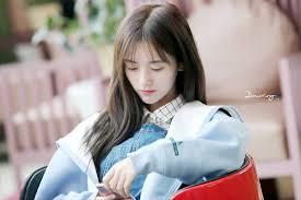 Jingyi can play the piano and the violin. Ju Jingyi Iéž å©§ç¥Žfans Snh48 Photos Facebook