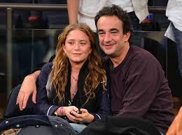 мэри кейт олсен эшли олсен фильмы с их участием Nekrasivyj Razvod Chto Izvestno O Rasstavanii Meri Kejt Olsen I Olive Sarkozi Marie Claire