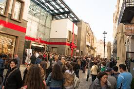 H M Romania Opens First High Street Store