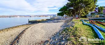 Strand Zusterna Koper Obalno Kraska Slowenien Beachrex Com