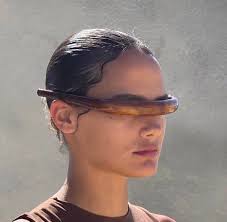 Whitney Smart (@whittlesmarts)