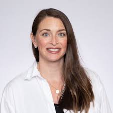 Marci Conder's Instagram, Twitter & Facebook