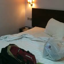 Tune hotels.com waterfront kuching hotel je skvělou destinací pro cestovatele, jelikož se nachází v blízkosti nejoblíbenějších památek v kuchingu, jako jsou například tua pek kong (0,4 km) a cat monument (0,4 km). Photos At Tune Hotels Com Waterfront Kuching Hotel