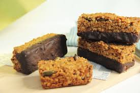 Recette De Barres De Cereales Maison Saines Sans Sucre Raffine Vegan Recept