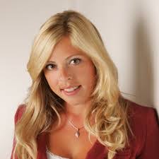 Lisa Hauer's Instagram, Twitter & Facebook