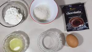 Sdm/50 gr tepung terigu•gula pasir•baking powder•susu bubuk•margarin cair•air putih•choco chips/keju bolu kukus hilo coklat tanpa mixer. Resep Bolu Kukus Cokelat Tanpa Mixer Yang Super Lembut