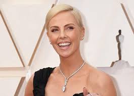 Trailerul a înregistrat recordul the incredibles care a acumulat 116,4 milioane de vizualizări în. 25 De Filme Cu Cele Mai Mari IncasÄƒri Din Istoria Cinematografiei In Care Femeile Au Avut Roluri Principale Foto Ea Md