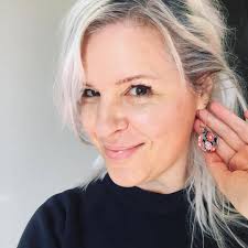 Has anyone seen a lost kitty in Trout Lake?