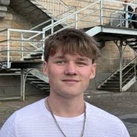 9 "David Janota" profiles