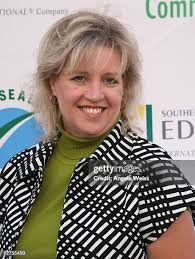 588 Gabriel Weiss Stock Photos, High-Res Pictures, and Images