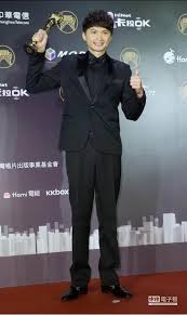 市場焦點 集中市場 櫃買市場 權證特區 就市論勢. é'æ²ç å¼µéå¶½å¥ªæä½³åèªå°è¼¯ç å¨æ¨ ä¸­æ