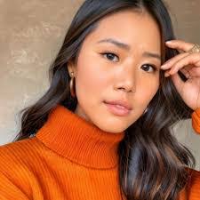 Rebecca Rhoten's Instagram, Twitter & Facebook