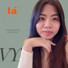 Vy Nguyen's Instagram, Twitter & Facebook