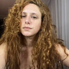 Denisse Alonzo's Instagram, Twitter & Facebook