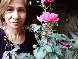 Aleli Cabrera's Instagram, Twitter & Facebook