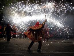 Es igual como le llamemos pero todos sabemos que la noche del 23 al 24 de junio es la noche más mágica del año y que hay que salir para celebrarlo, ¡cómo manda la tradición, siempre con la mejor coca a vustra disposición! 6tsxbtm8gk2kpm