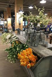 My Trip To Magnolia Market Things To Know If You Visit Diy Garden Furniture Magnolia Market Farmhouse Decor