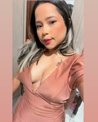 Lea Silva's Instagram, Twitter & Facebook