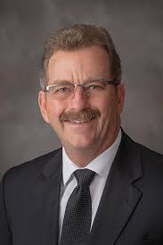 High schoolers challenge Nebraska senator's plan to study renewable energy