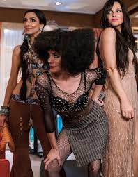 Streaming girlfriends' guide to divorce season 4? Girlfriends Guide To Divorce Season 3 Episode 4 Review What Happens In Bakersfield Stays In Bakersfield Tv Fanatic