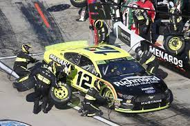 The guy handling the fuel one the history of the nascar pit crew is an exciting and varied one, and every change and invention has helped it become the efficient machine that. Power Rankings Nascar Cup Series Pit Crews Nascar
