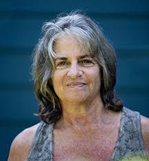 Joann Lutz, LICSW, E-RYT, C-IAYT