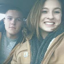 Acacia Knight's Instagram, Twitter & Facebook