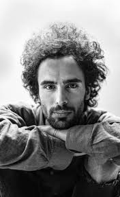 Entrevistamos a Hugo Scoccia, autor de "45 días y 500 noches".