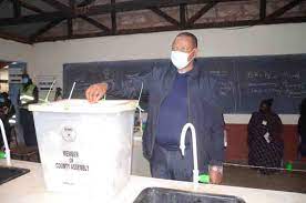 Joseph githinji of jubilee has emerged the winner in muguga ward beating beating uda's thumbi kamau. Pdkbvwuwquz0xm