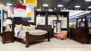 Lexington furniture offers a wide array of upscale home furnishings and furniture from lexington, tommy bahama home, tommy bahama outdoor living, artistica home, barclay butera, and sligh. Lexington Bedroom Collection