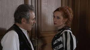 Le 16 août 1892 à carmaux, 2.000 mineurs se révoltent parce que l'un des leurs, élu maire socialiste de la ville, a été licencié par le. Revue De Presse Critique Le Bazar De La Charite Tf1 Mini Serie Association Des Critiques De Series