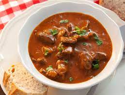 Top Eastern European Hot Soup Recipes Gulasch Rezept Einfach Rehgulasch Gulasch Kochen