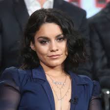 Vanessa anne hudgens was born in salinas, california. Vanessa Hudgens Trauert Um Verstorbenen Vater Stars
