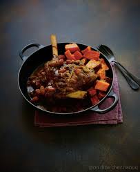 Gigot D Agneau Aux Raisins Secs Et Aux Epices On Dine Chez Nanou