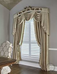 Custom Drapery Designs Llc Photography By Ken Vaughan Formal Dining Room With Swag Dining Room Window Treatments Dining Room Windows Custom Drapery Designs