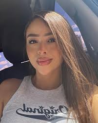 El arcoíris en la Biblia es un símbolo de pacto, esperanza y fidelidad de  Dios. 🌈 💖 Su significado más importante aparece en Génesis 9:12-17,  cuando después del diluvio, Dios le promete