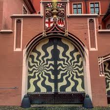 Haus zum walfisch, historisches gebäude, sitz der sparkasse. Haus Zum Walfisch Altstadt Mitte Freiburg Im Breisgau Baden Wurttemberg