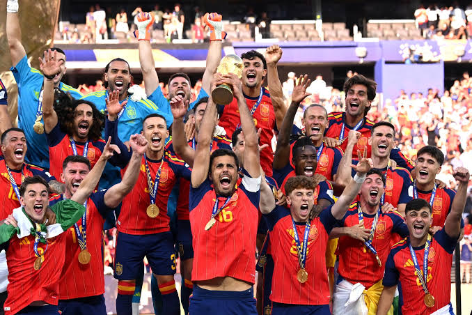 ‘We had a date with destiny’: De la Fuente lauded Spain players after World Cup victory; youth movement dethroned aging Argentina