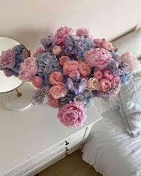 Pinterest Paulynellm Blue Flowers Bouquet Flowers Bouquet Gift Black Flowers Bouquet