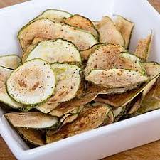 Recette Chips De Courgettes Cahier De Cuisine Recette En 2020 Chips De Courgette Chips Saines Recette Courgette Farcie