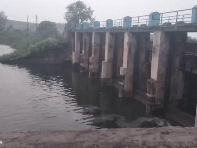 भरतपुर: बंध बारैठा बांध में 26.60 फीट पहुंचा पानी, निचले इलाकों के 50 गांवों में अलर्ट जारी