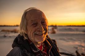 Benjamin Taft (@buenoben) • Instagram photos and videos