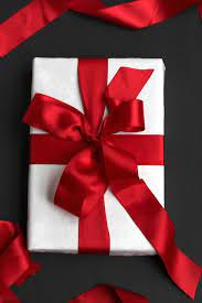 Savor Home Weekend In Four Pics Gift Wrapping Red Christmas Christmas Wrapping